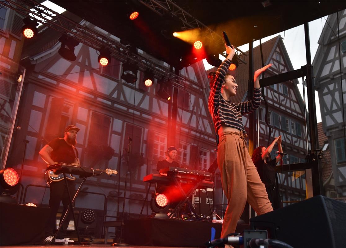 Herrenberg, Marktplatz, Sommerfarben, Konzert, Namika, GB-Foto: Vecsey