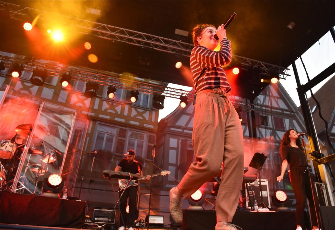 Herrenberg, Marktplatz, Sommerfarben, Konzert, Namika, GB-Foto: Vecsey