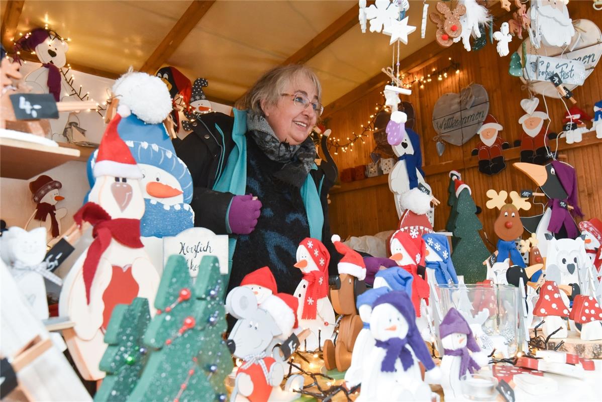 Herrenberg, Marktplatz, Weihnachtsmarkt, GB-Foto: Vecsey