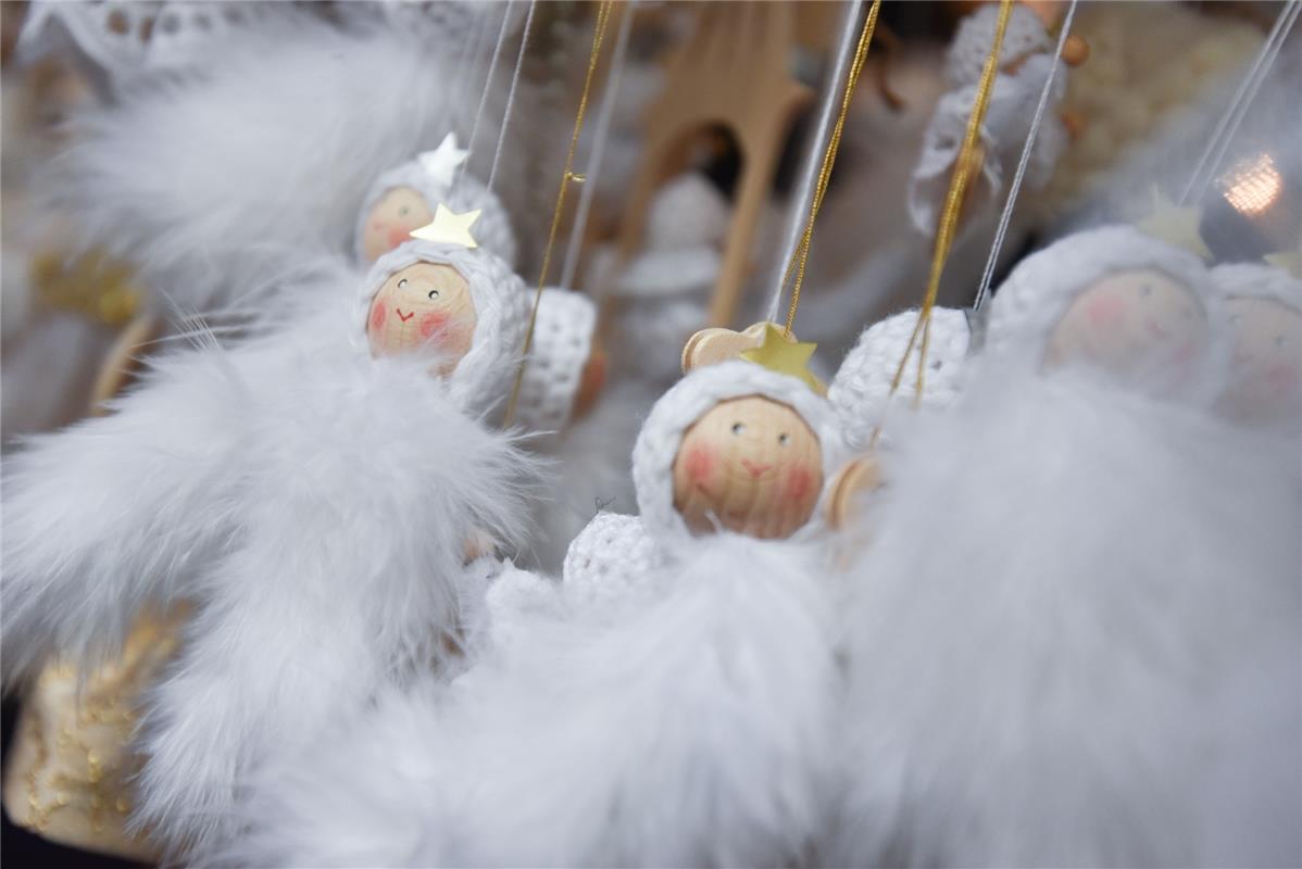 Herrenberg, Marktplatz, Weihnachtsmarkt, GB-Foto: Vecsey