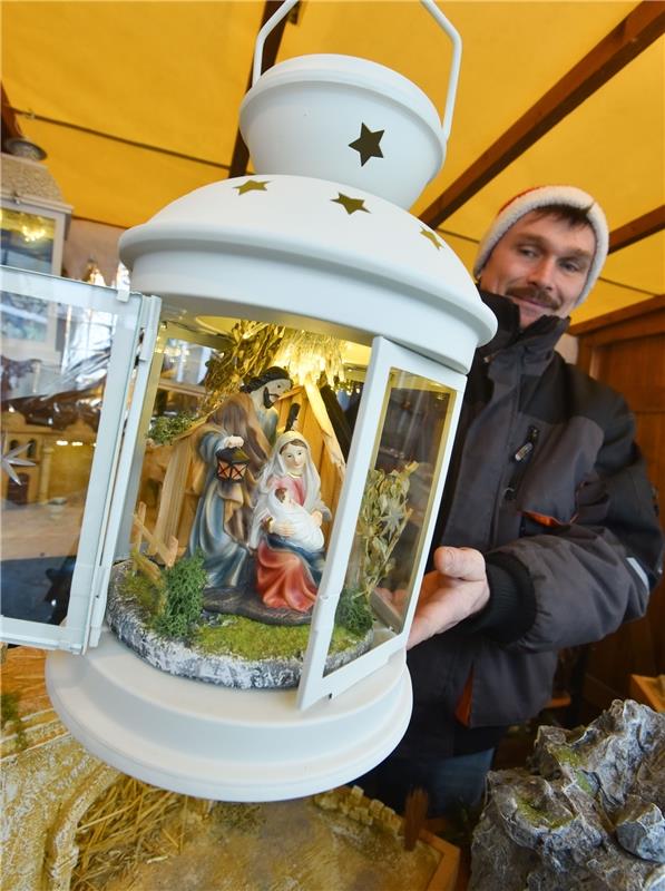 Herrenberg, Marktplatz, Weihnachtsmarkt, GB-Foto: Vecsey