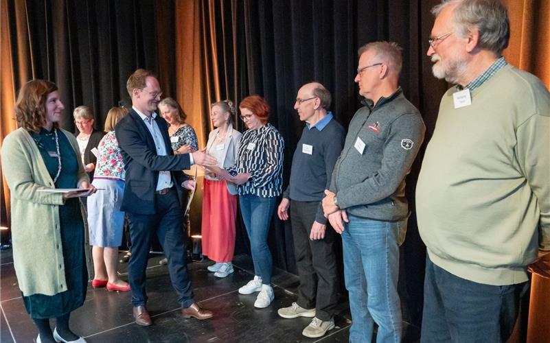 Bildergalerie: Stadt Herrenberg ehrt im Mauerwerk Menschen, die sich besonders engagieren