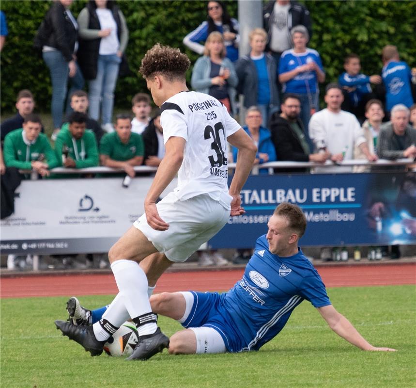 Herrenberg, Stadion, Aktiven-Pokalfinale, Bezirkspokal, TSV Kuppingen (blau) - T...