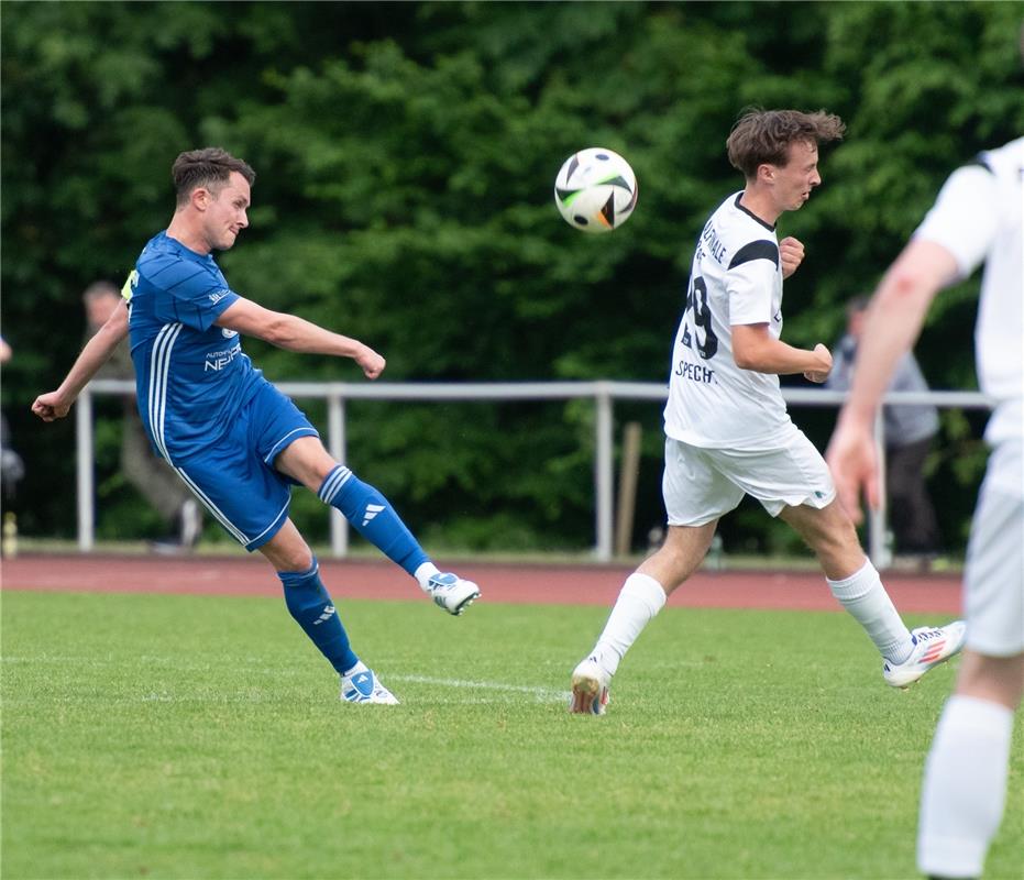 Herrenberg, Stadion, Aktiven-Pokalfinale, Bezirkspokal, TSV Kuppingen (blau) - T...