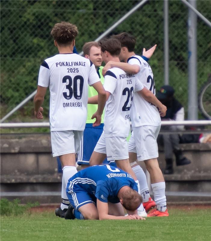 Herrenberg, Stadion, Aktiven-Pokalfinale, Bezirkspokal, TSV Kuppingen (blau) - T...