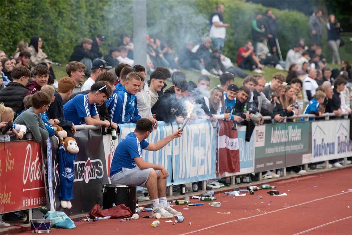 Herrenberg, Stadion, Aktiven-Pokalfinale, Bezirkspokal, TSV Kuppingen (blau) - T...