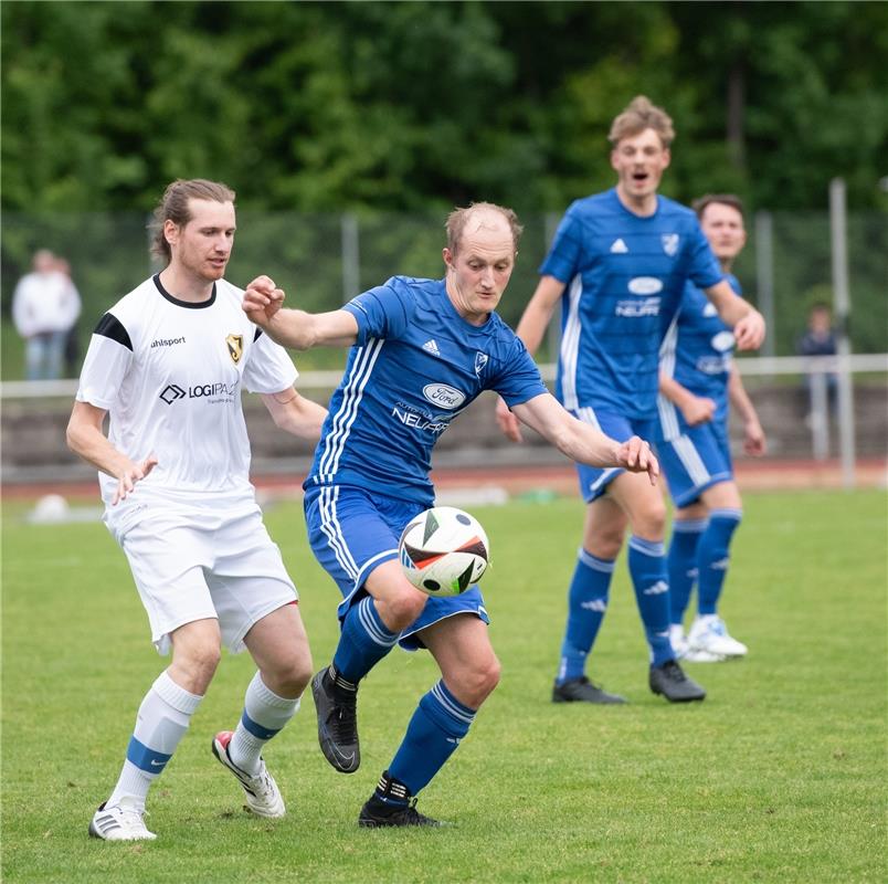 Herrenberg, Stadion, Aktiven-Pokalfinale, Bezirkspokal, TSV Kuppingen (blau) - T...