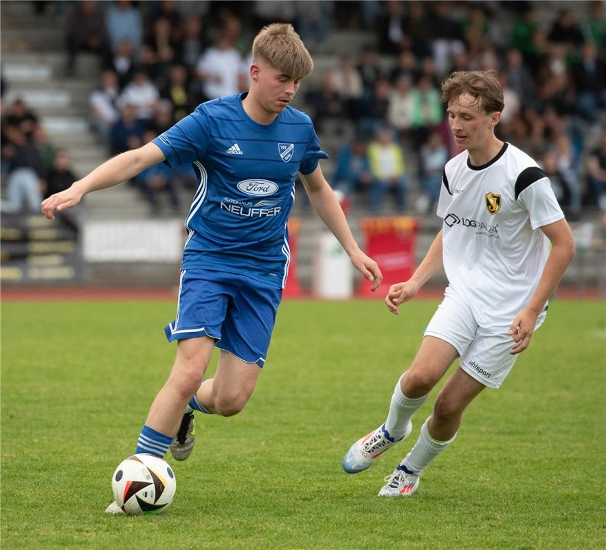 Herrenberg, Stadion, Aktiven-Pokalfinale, Bezirkspokal, TSV Kuppingen (blau) - T...