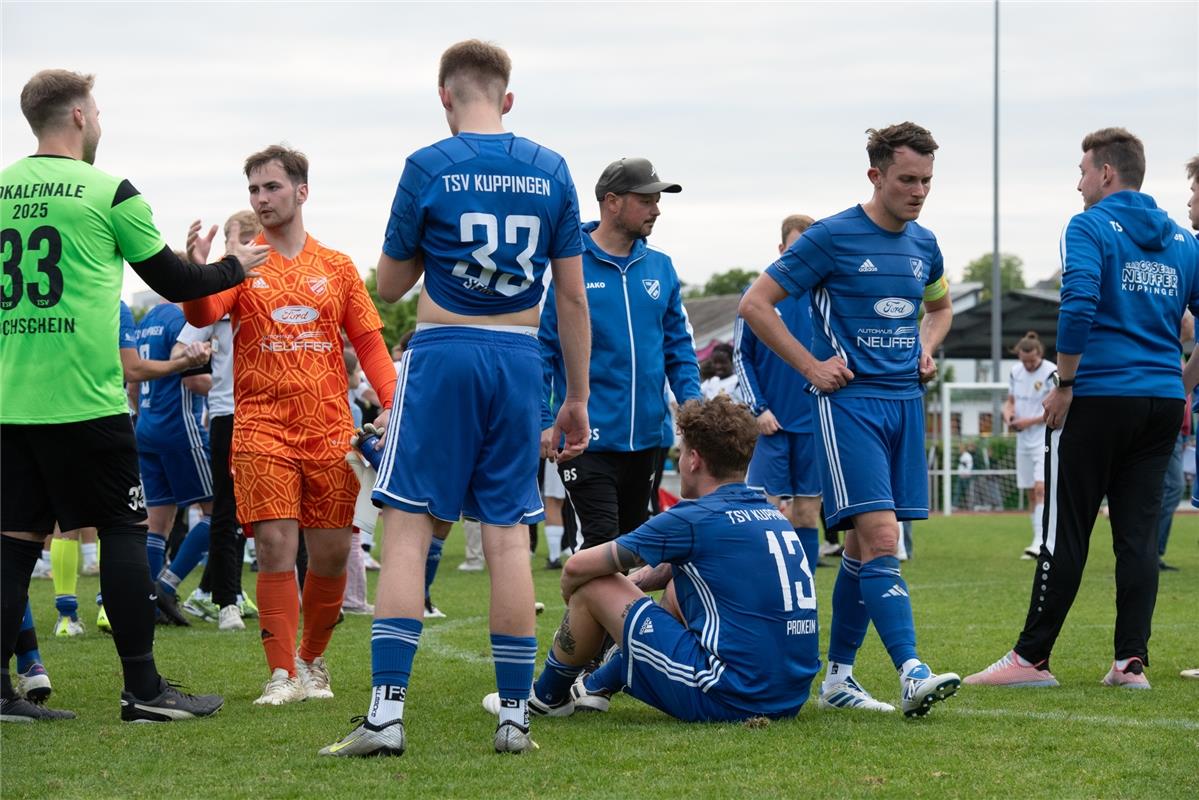 Herrenberg, Stadion, Aktiven-Pokalfinale, Bezirkspokal, TSV Kuppingen (blau) - T...