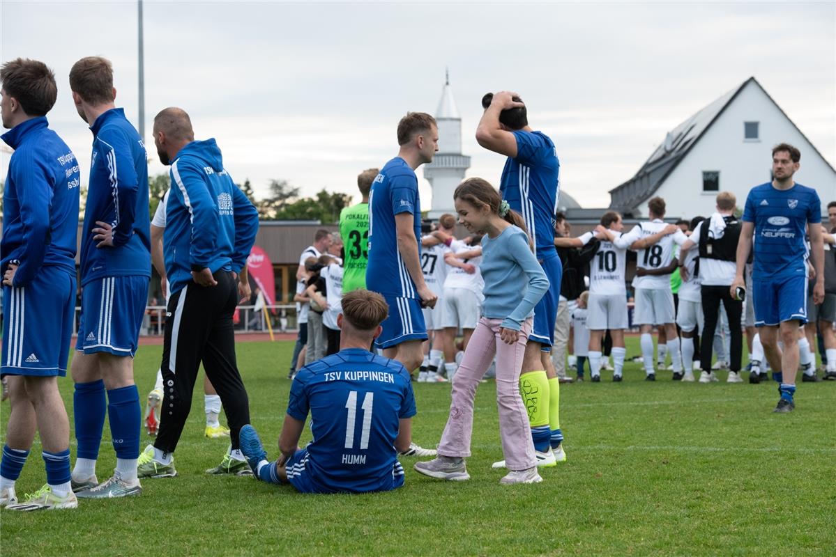 Herrenberg, Stadion, Aktiven-Pokalfinale, Bezirkspokal, TSV Kuppingen (blau) - T...