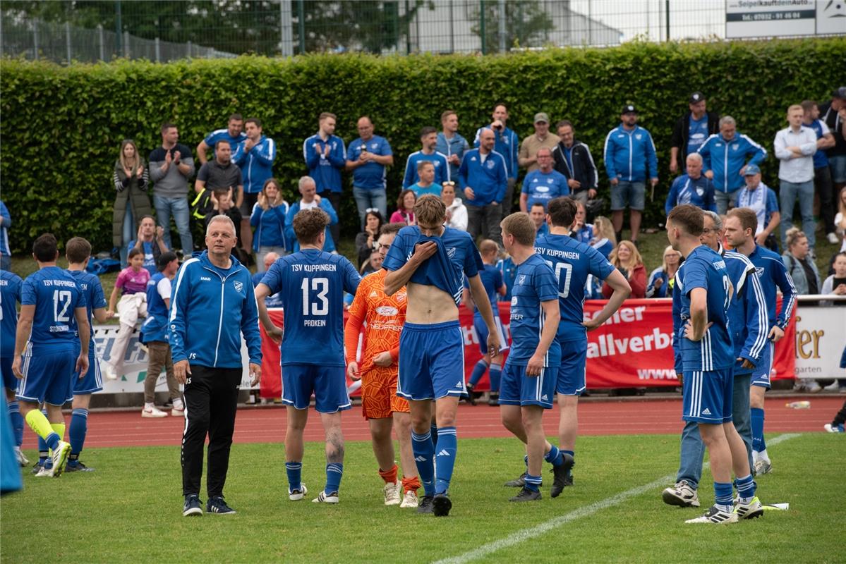 Herrenberg, Stadion, Aktiven-Pokalfinale, Bezirkspokal, TSV Kuppingen (blau) - T...