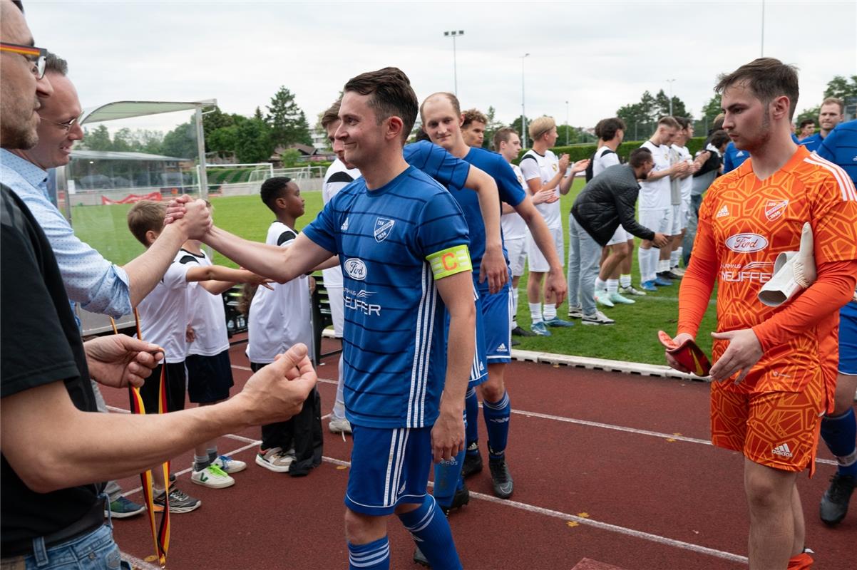 Herrenberg, Stadion, Aktiven-Pokalfinale, Bezirkspokal, TSV Kuppingen (blau) - T...