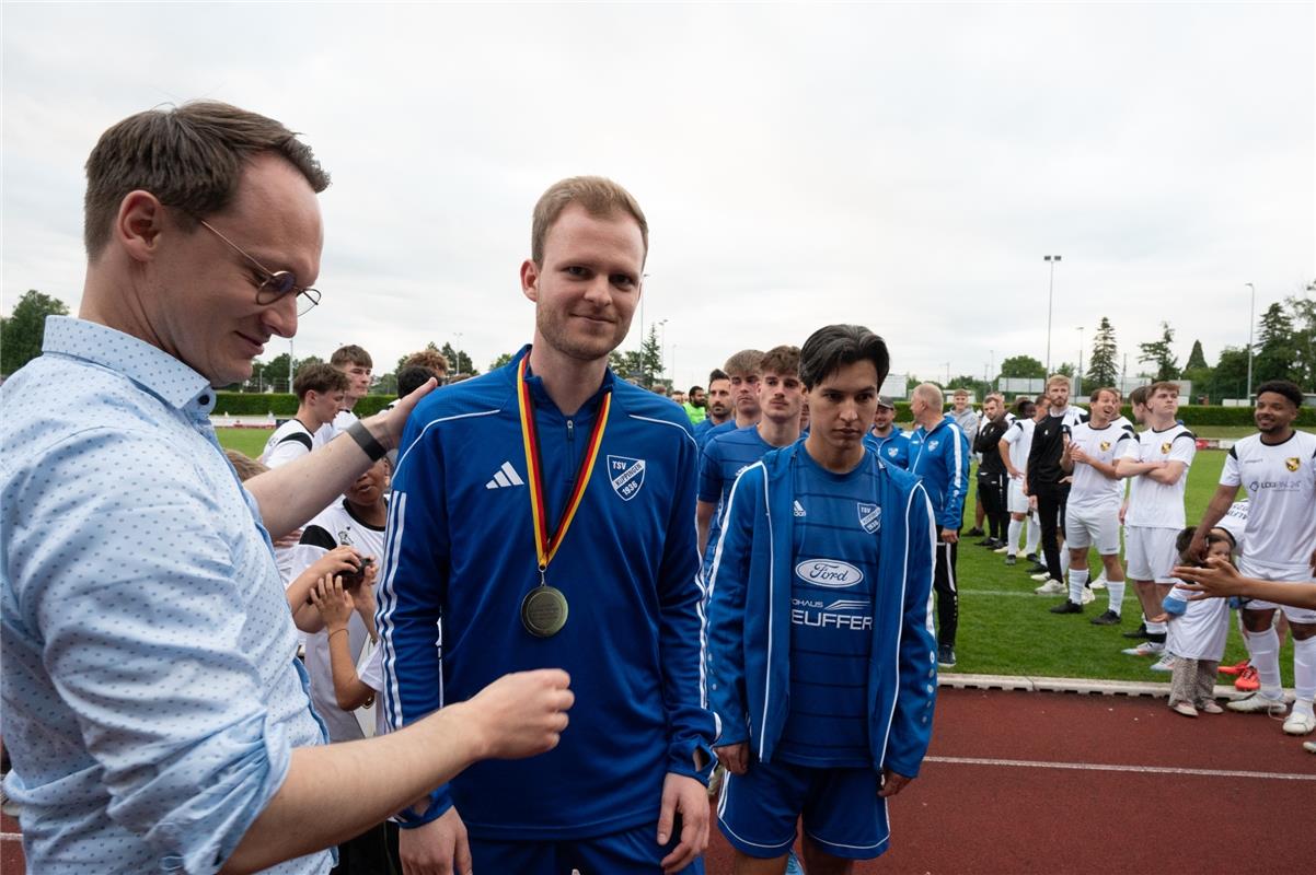 Herrenberg, Stadion, Aktiven-Pokalfinale, Bezirkspokal, TSV Kuppingen (blau) - T...