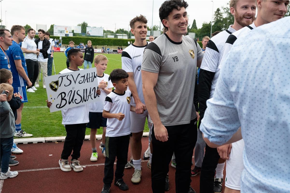 Herrenberg, Stadion, Aktiven-Pokalfinale, Bezirkspokal, TSV Kuppingen (blau) - T...
