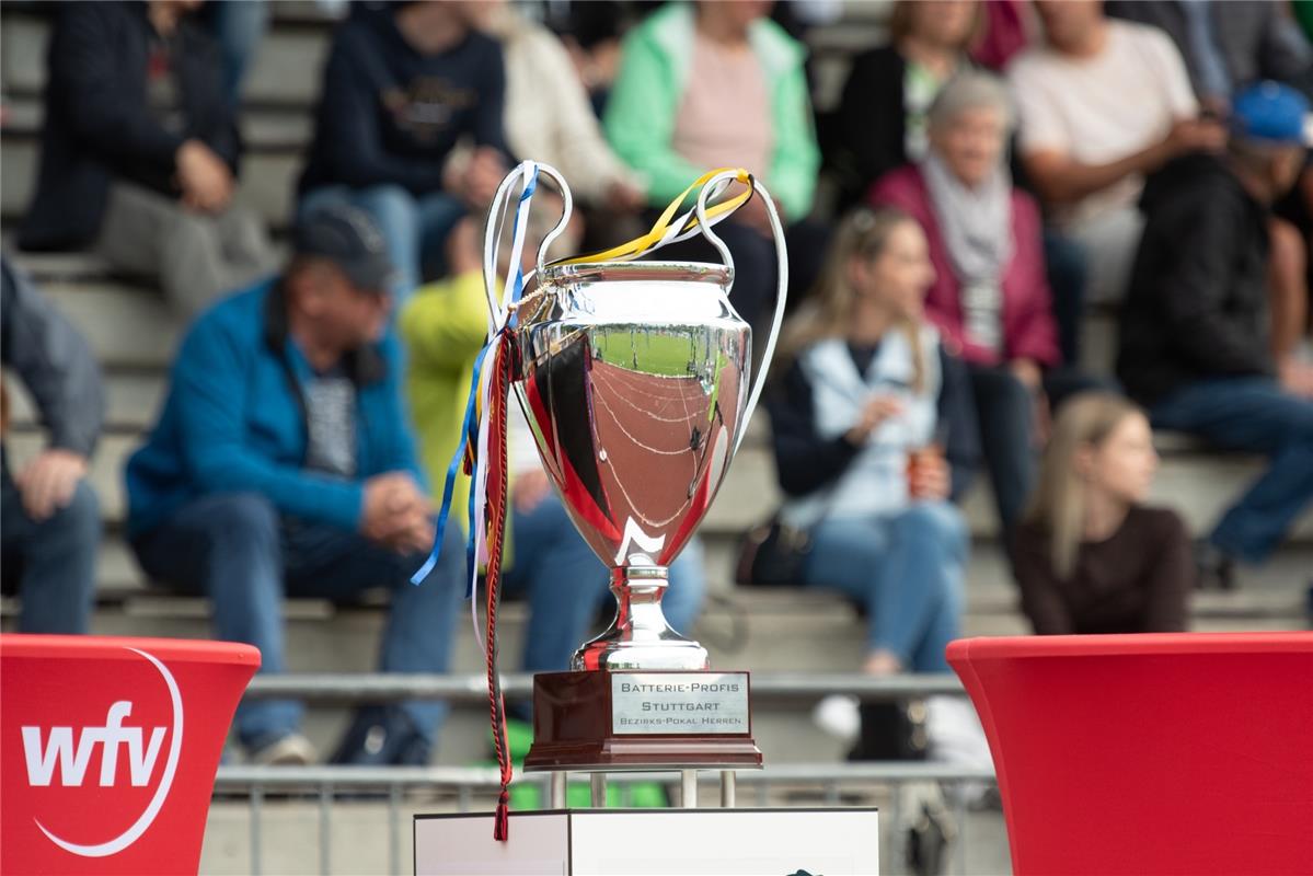 Herrenberg, Stadion, Aktiven-Pokalfinale, Bezirkspokal, TSV Kuppingen (blau) - T...