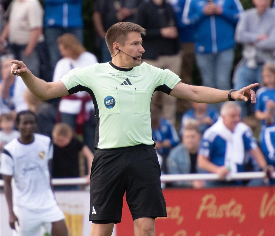 Herrenberg, Stadion, Aktiven-Pokalfinale, Bezirkspokal, TSV Kuppingen (blau) - T...