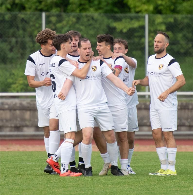 Herrenberg, Stadion, Aktiven-Pokalfinale, Bezirkspokal, TSV Kuppingen (blau) - T...