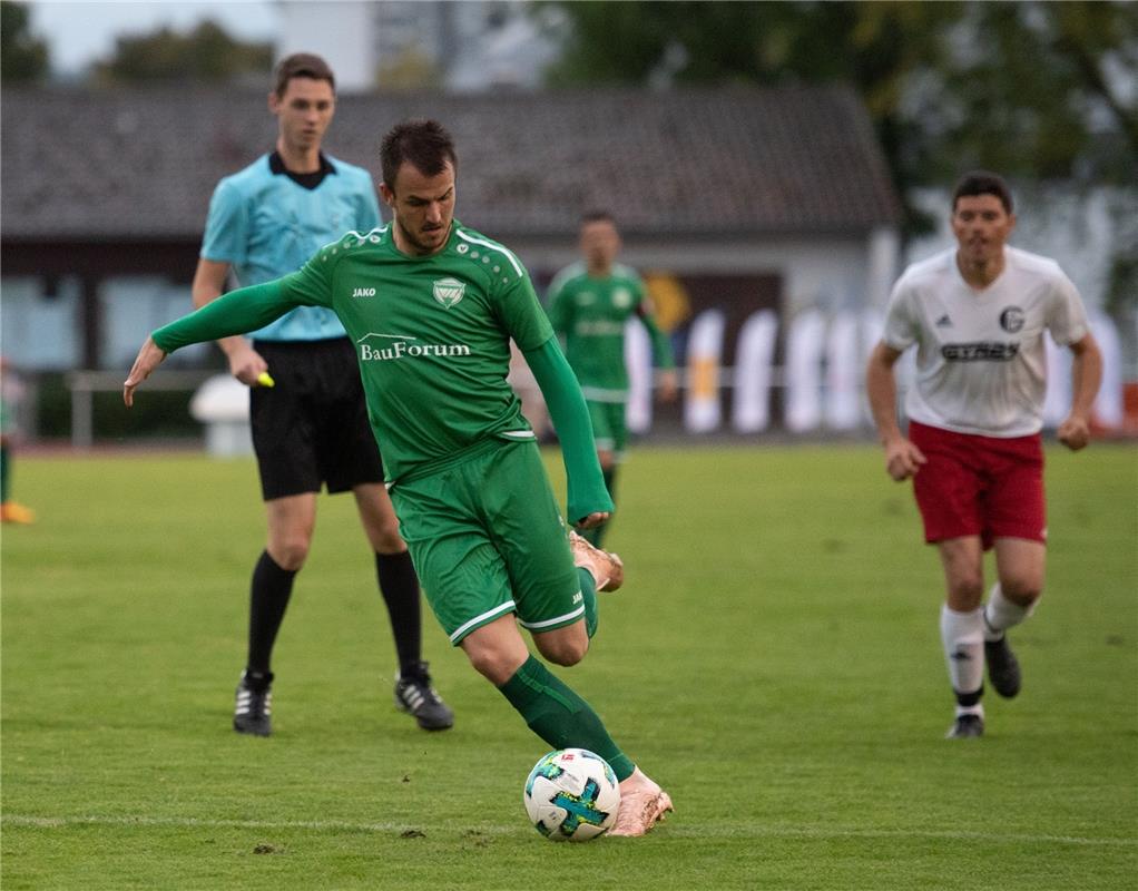 Herrenberg, Stadion, Fußball Bezirksliga, VfL Herrenberg (grün) - SV Gültlingen ...