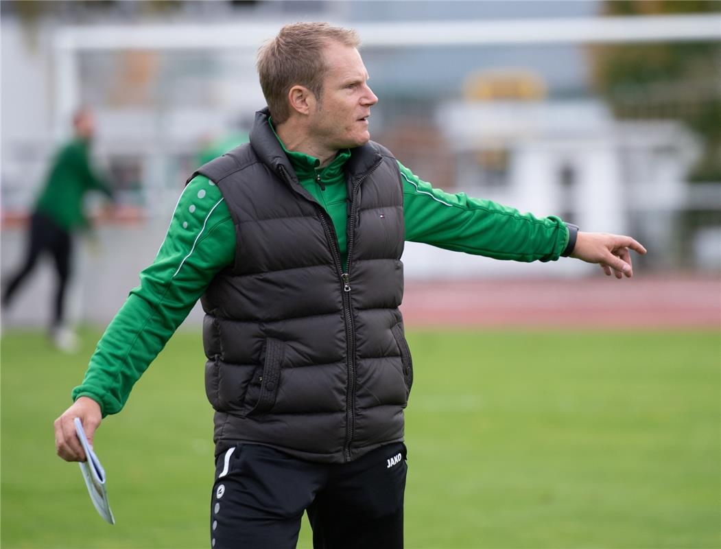 Herrenberg, Stadion, Fußball Bezirksliga, VfL Herrenberg (grün) - SV Gültlingen ...