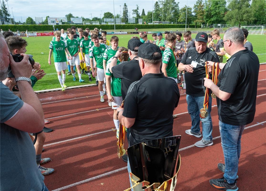 Herrenberg, Stadion, Fußball, Jugendpokalfinale, A-Jugend, VfL Herrenberg (grün)...