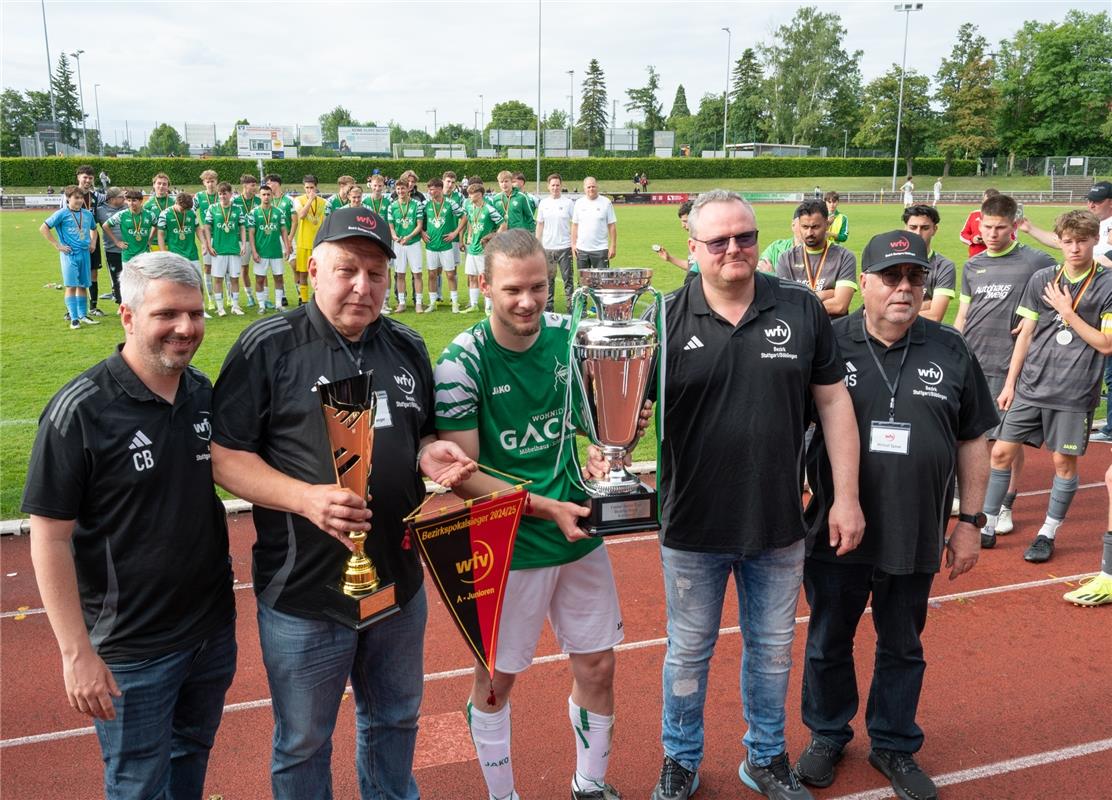Herrenberg, Stadion, Fußball, Jugendpokalfinale, A-Jugend, VfL Herrenberg (grün)...