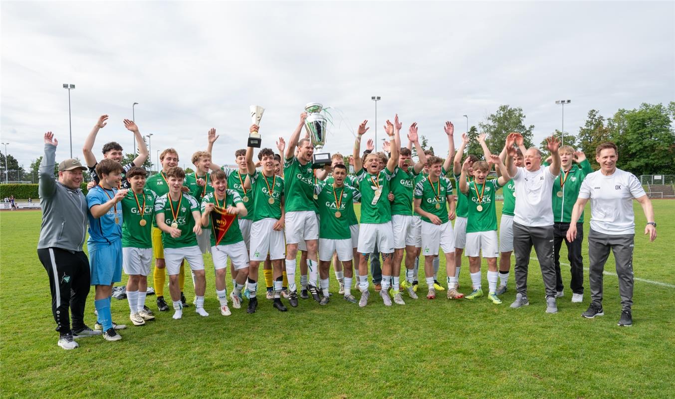 Herrenberg, Stadion, Fußball, Jugendpokalfinale, A-Jugend, VfL Herrenberg (grün)...