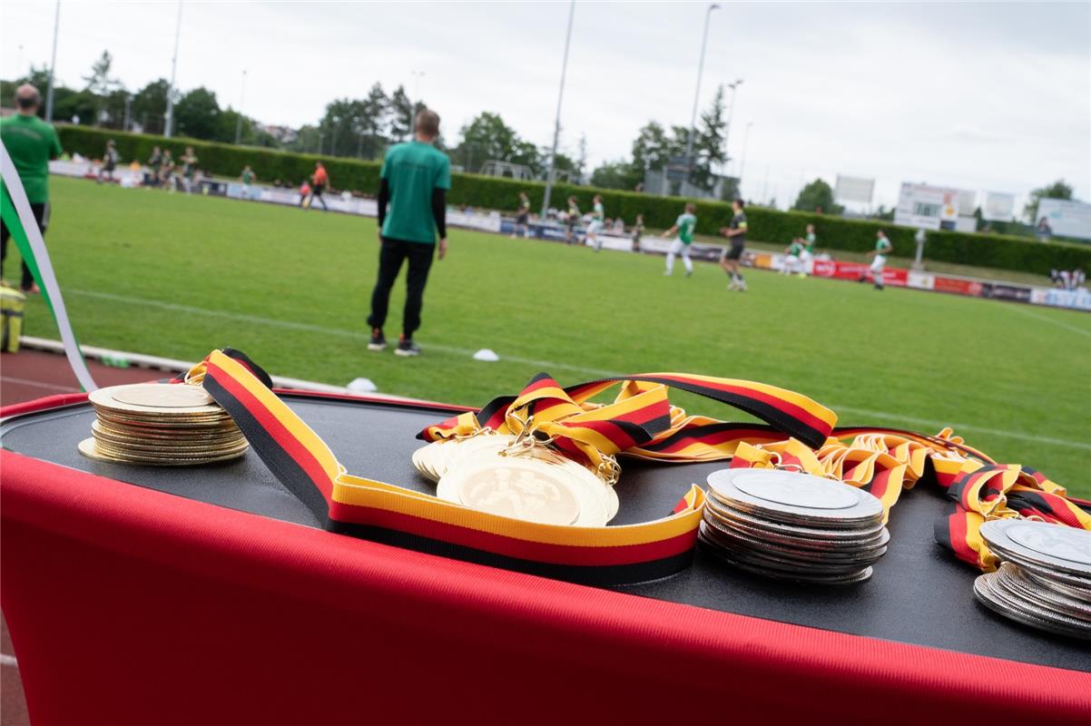 Herrenberg, Stadion, Fußball, Jugendpokalfinale, A-Jugend, VfL Herrenberg (grün)...