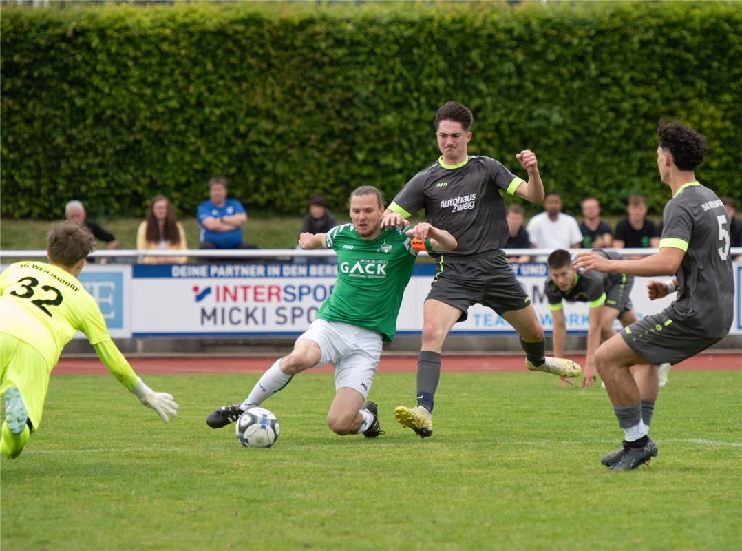 Herrenberg, Stadion, Fußball, Jugendpokalfinale, A-Jugend, VfL Herrenberg (grün)...