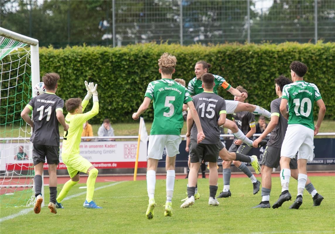 Herrenberg, Stadion, Fußball, Jugendpokalfinale, A-Jugend, VfL Herrenberg (grün)...