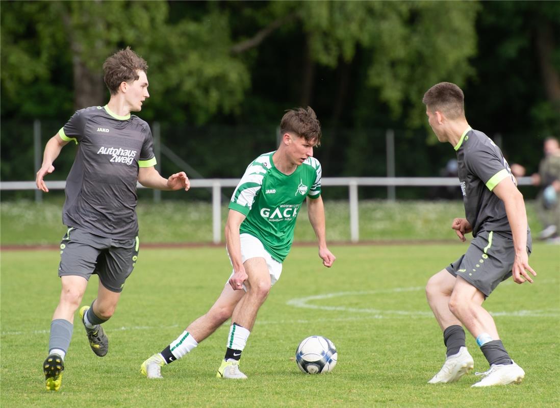 Herrenberg, Stadion, Fußball, Jugendpokalfinale, A-Jugend, VfL Herrenberg (grün)...
