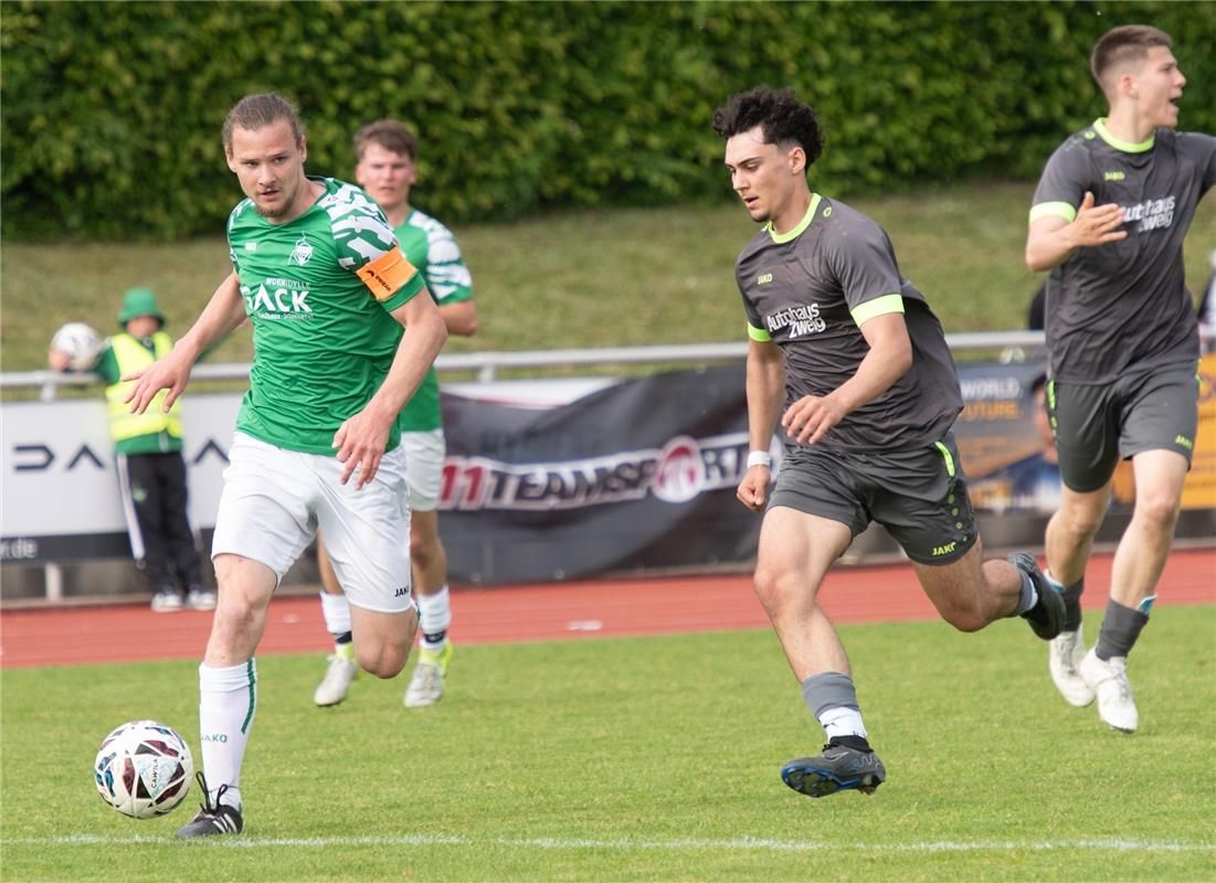 Herrenberg, Stadion, Fußball, Jugendpokalfinale, A-Jugend, VfL Herrenberg (grün)...