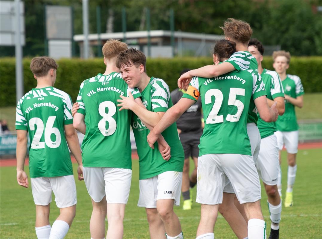 Herrenberg, Stadion, Fußball, Jugendpokalfinale, A-Jugend, VfL Herrenberg (grün)...