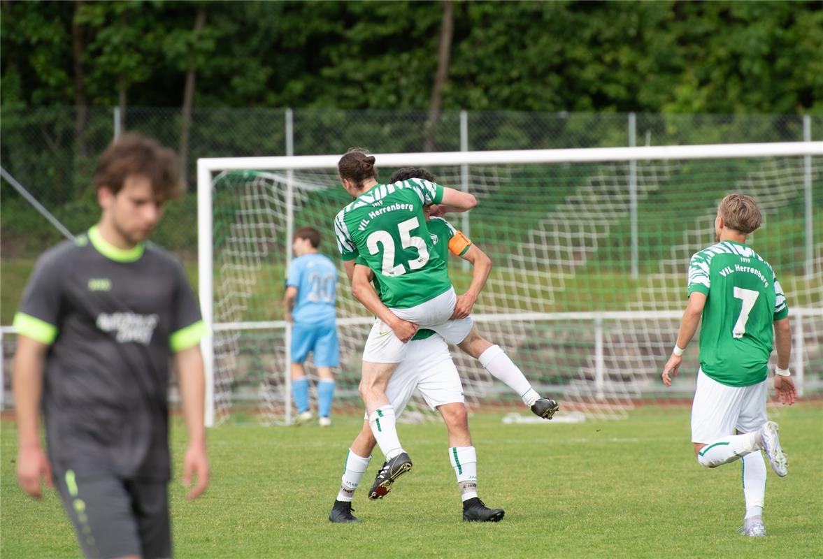 Herrenberg, Stadion, Fußball, Jugendpokalfinale, A-Jugend, VfL Herrenberg (grün)...
