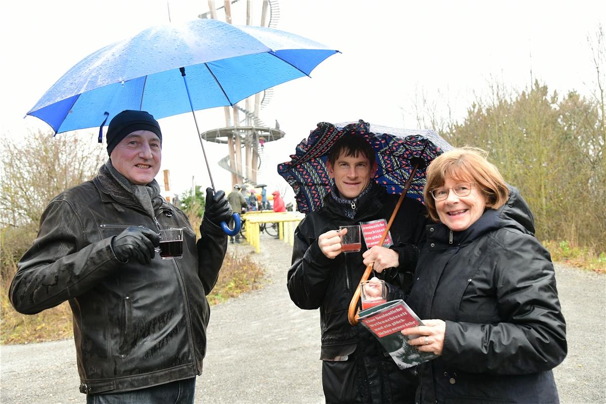 Herrenberg Weihnachtsliedersingen rund um den Schönbuchturm mit Patrick Bopp / F...