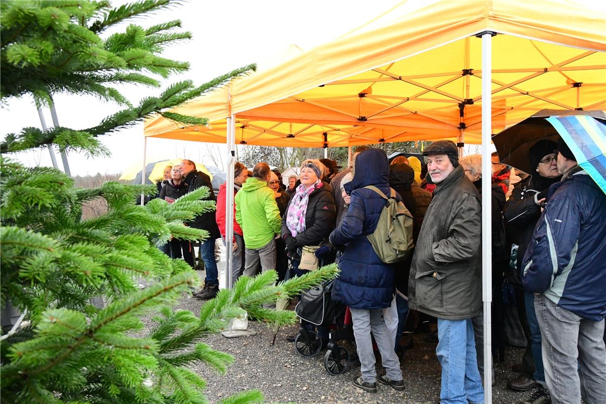 Herrenberg Weihnachtsliedersingen rund um den Schönbuchturm mit Patrick Bopp / F...