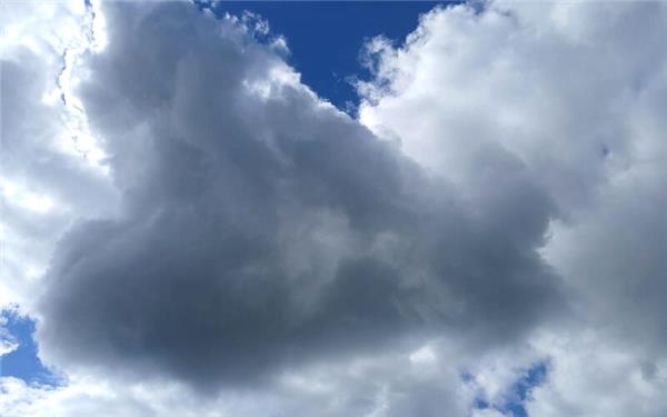 Herzliche Grüße vom Himmel (fotografiert von Finn und Lias Aichele aus Deckenpfronn)