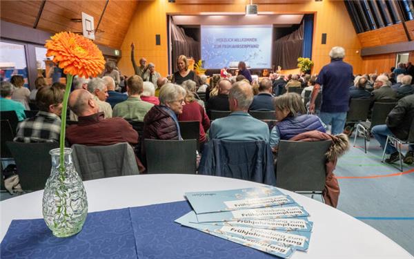 Ihren Frühjahrsempfang veranstaltet die Gemeinde in der Gemeindehalle. GB-Foto: Vecsey