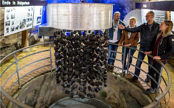 Familientour: Im Atomkeller Haigerloch wird geheim geforscht - Vimarsana News