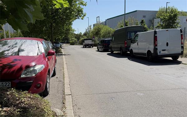 Im Gewerbegebiet Schanzenwiesen herrscht ein hoher Parkdruck: Jetzt zieht die Stadt daraus die Konsequenzen.GB-Foto: Stadt Herrenberg