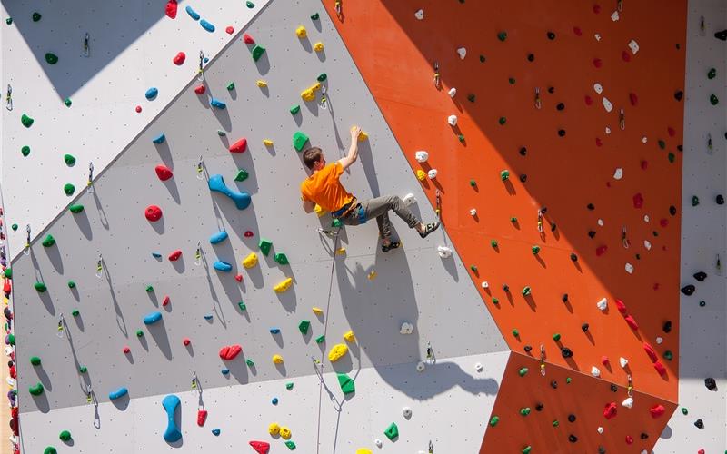 „Gäubote“-Familien-Tour: Klettern und Bouldern auch im Familienkreis Im Gültsteiner Rox laden zahlreiche Routen zum Klettern und Bouldern ein. GB-Foto: gb