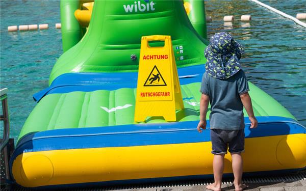 Im Naturfreibad waren Spaß und Spiel angesagt.GB-Foto: Schmidt