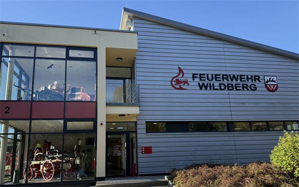 Im Wildberger Feuerwehrhaus soll 2027 die gut 20 Jahre alte Funkzentrale erneuert werden. GB-Foto: Priestersbach