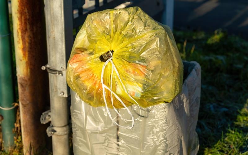 Immer wieder gibt es im Landkreis Tübingen Probleme mit der Abfuhr der Gelben Säcke, so auch aktuell in Ammerbuch. GB-Foto: stockadobe.com/funkenzauber