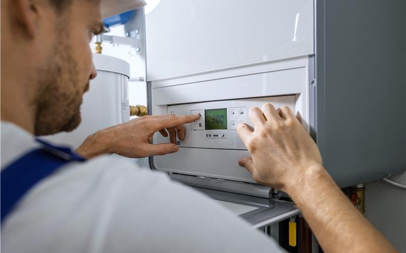 In Herrenberg finden sich derzeit noch viele Gasheizungen. GB-Foto: ronstik – adobe.stock.com