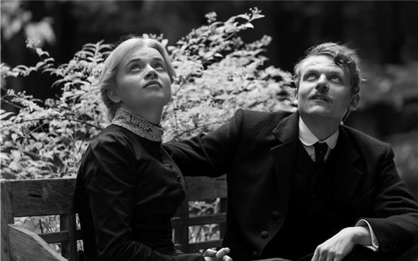 In „Silent Friend“ geht es um das Innenleben von Mensch und Pflanze. GB-Foto: © Lenke Szilágyi/Pandora Film