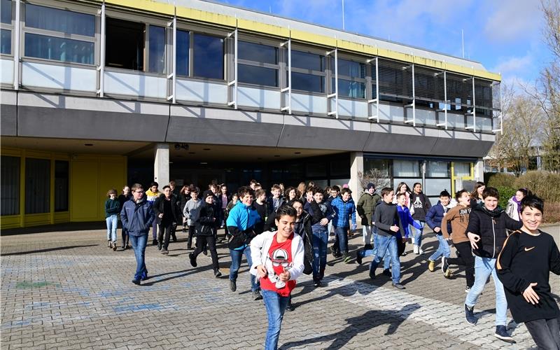 In der Herrenberger Theodor-Schüz-Realschule fällt aus Sicherheitsgründen am morgigen Freitag der Tag der offenen Tür vorsorglich ausGB-Foto: Holom