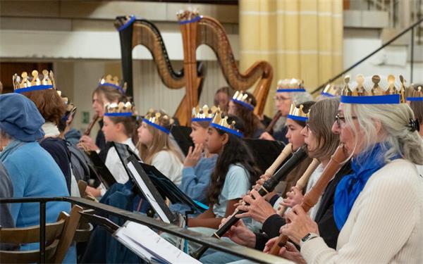 In der Stiftskirche: Konzert des Renaissanceorchesters der Musikschule.GB-Foto: Vecsey