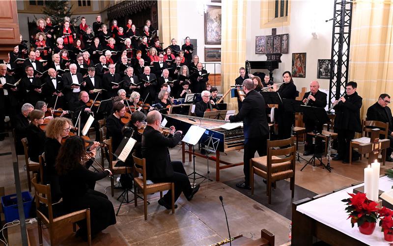In der Stiftskirche wurde das Weihnachtsoratorium von J. S. Bach aufgeführt. GB-Foto: Holom