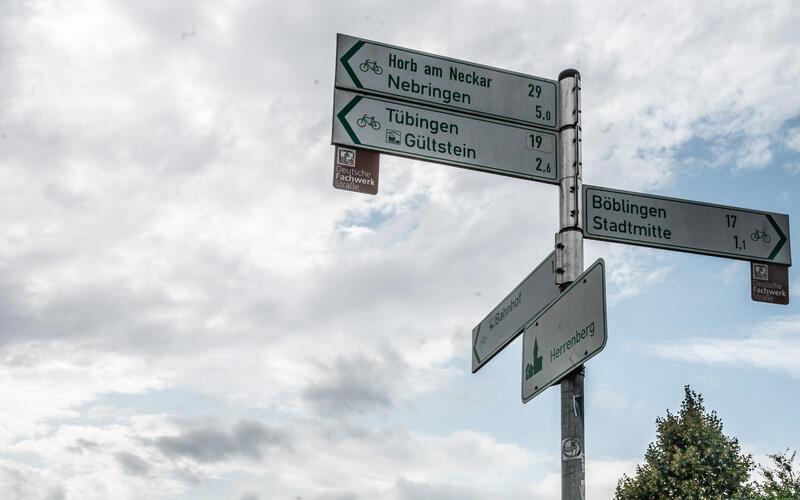 In welche Richtung geht es beim geplanten Baugebiet „Herrenberg-Süd“? Die Entscheidung soll in einem Jahr fallen. GB-Foto: Schmidt