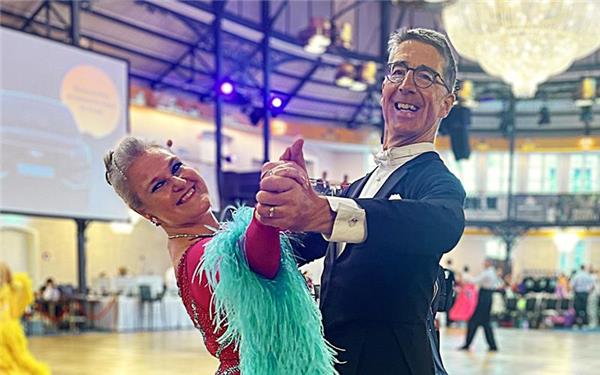 Inzwischen startet das Paar bei Turnieren: Petra und Jürgen Kohler bei den German Open Championships im vergangenen Jahr in Stuttgart. GB-Foto: Reichert